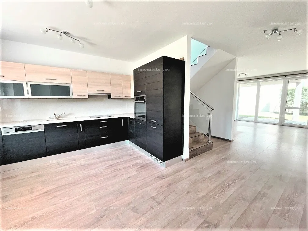 Haus zu vermieten in Győr