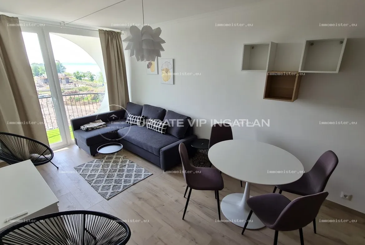 Eladó 38 m2 tégla lakás, Siófok
