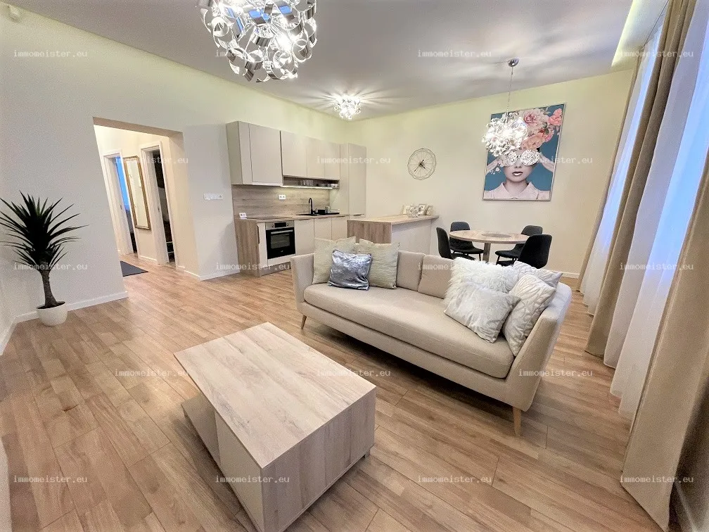 Kiadó 62 m2 tégla lakás, Győr