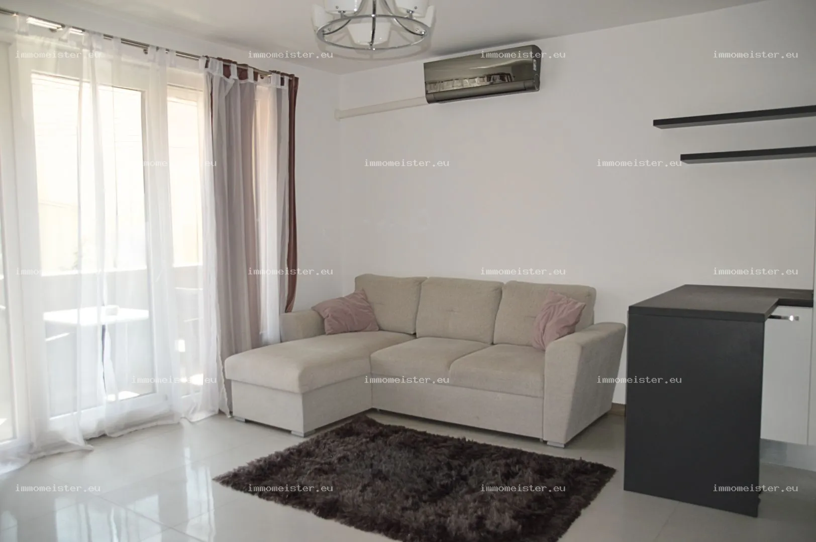 Kiadó 47 m2 tégla lakás, Győr