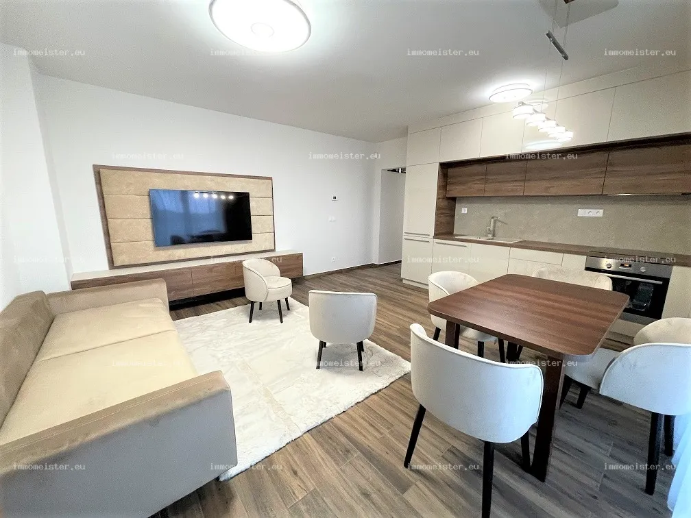 Kiadó 61 m2 tégla lakás, Győr