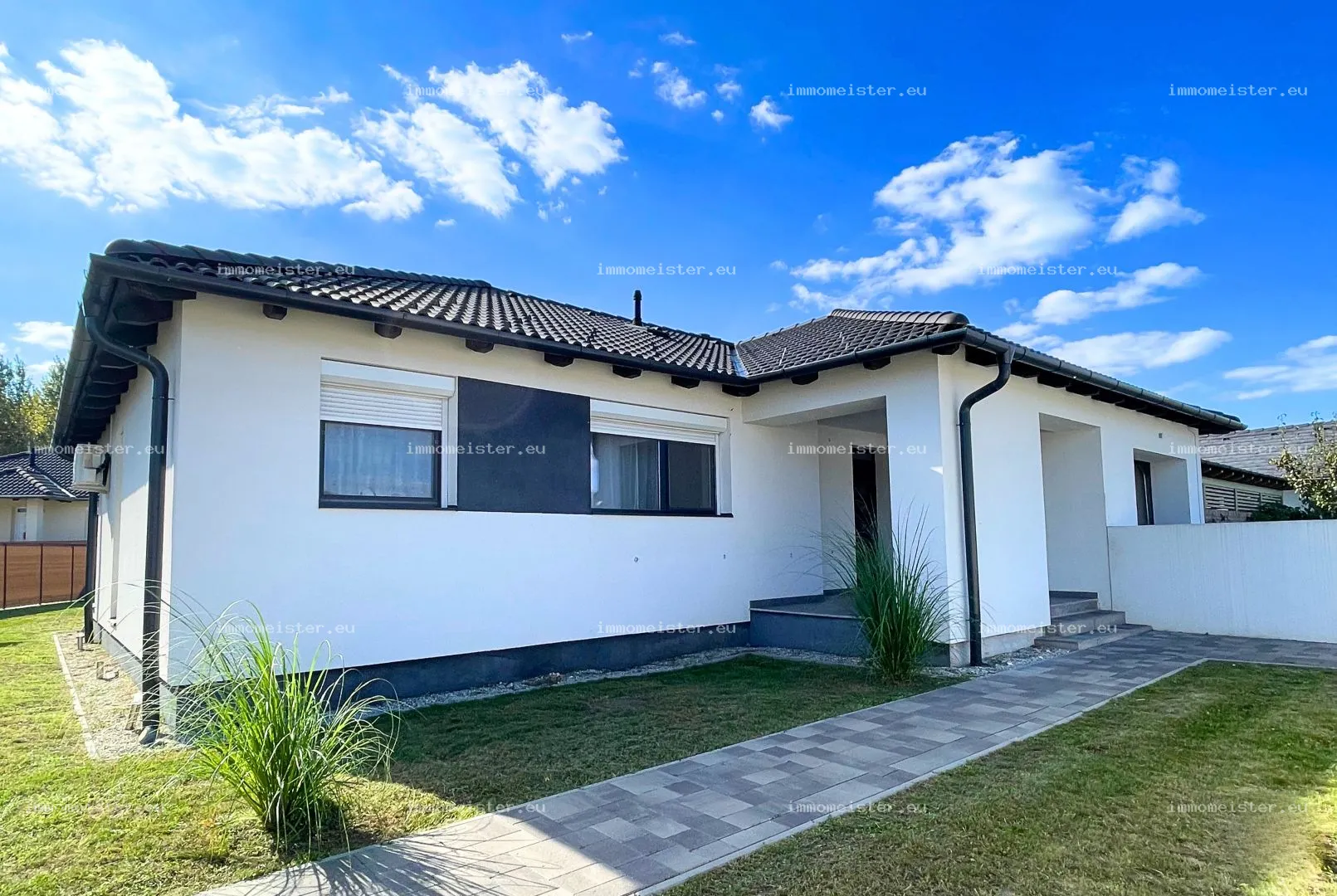 Eladó 120 m2 családi ház, Győrzámoly