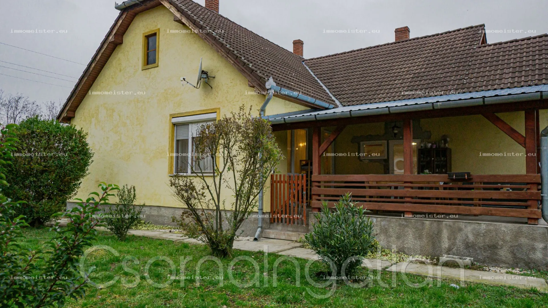 Szany - 3 szoba nappalis ház nagy telken eladó