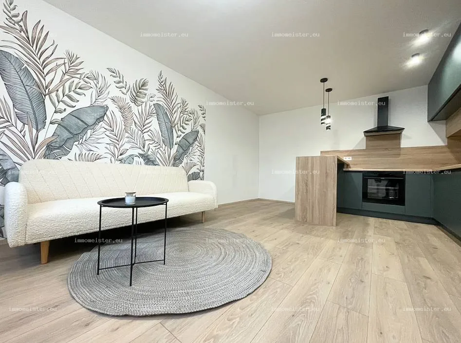 Eladó 57 m2 tégla lakás, Győr