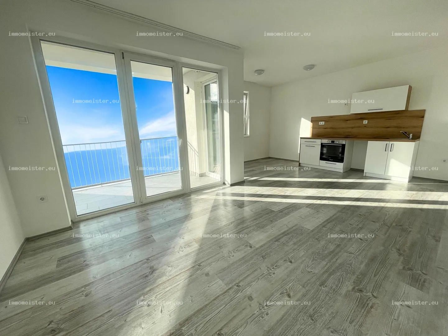 Kiadó 62 m2 tégla lakás, Győr