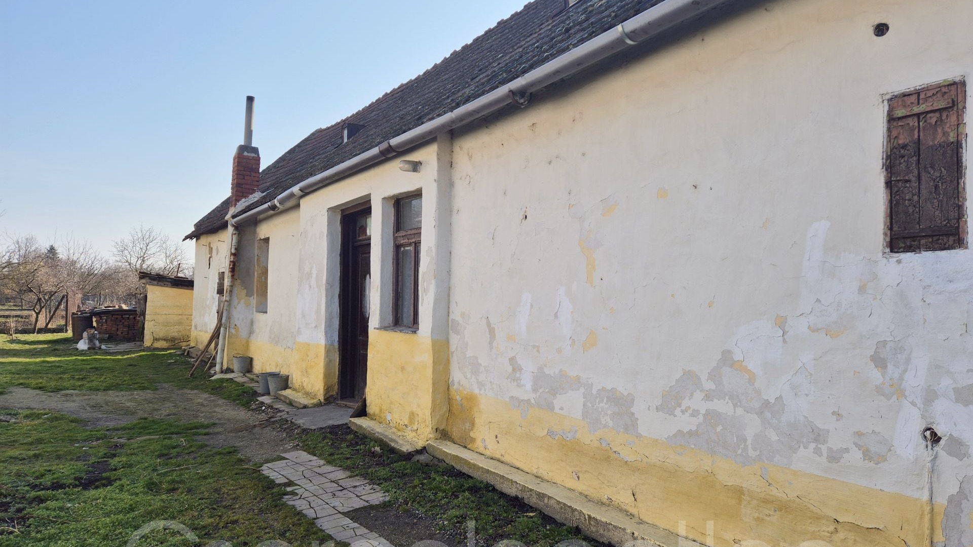 Rábatamási - központi részen ház eladó