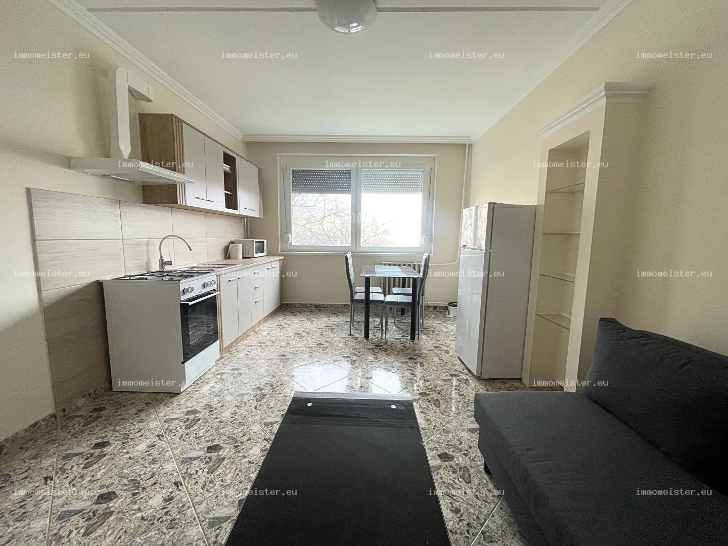 Kiadó 53 m2 panel lakás, Győr