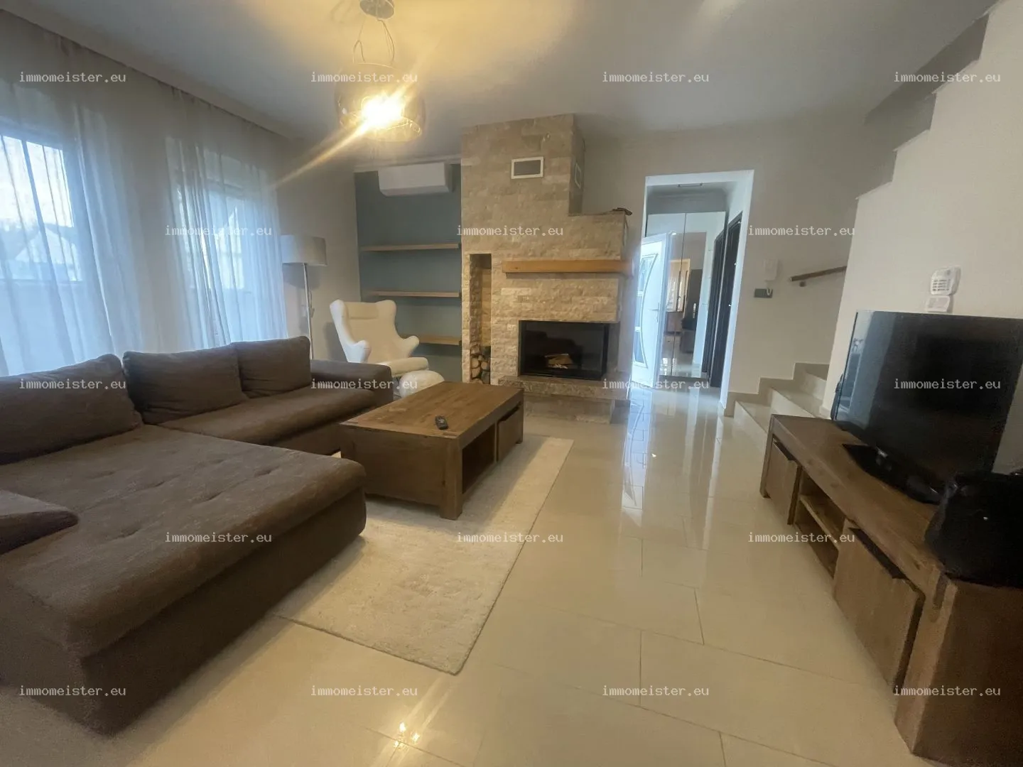 Kiadó 111 m2 ikerház, Győr