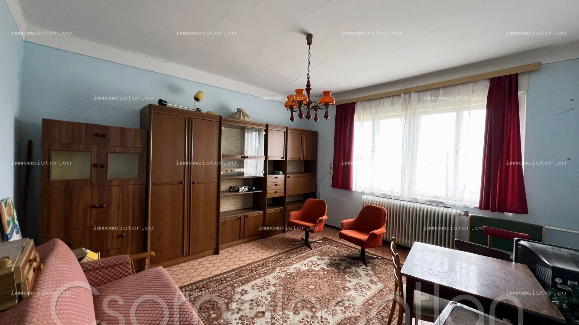 Szárföld – családi ház 3 szoba + étkezővel, pincével eladó