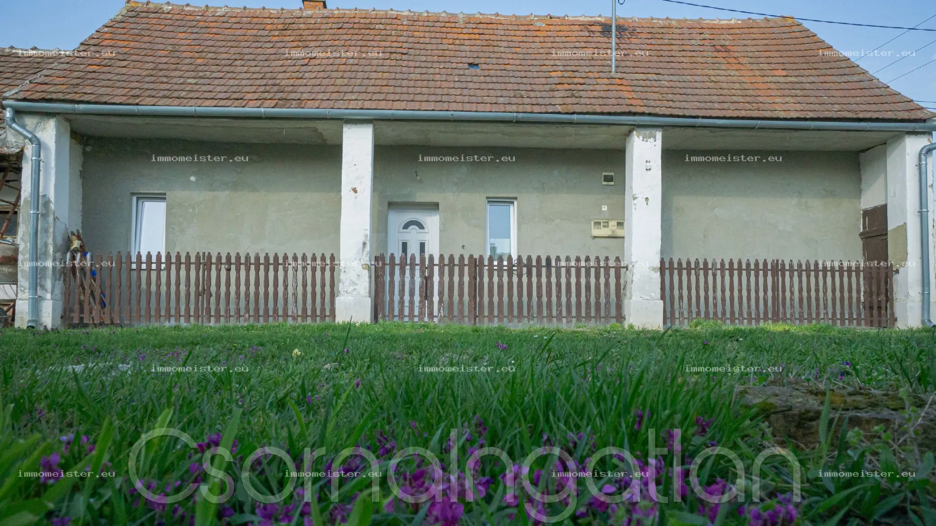 Bágyogszovát - részben felújított kis alapterületű parasztház eladó