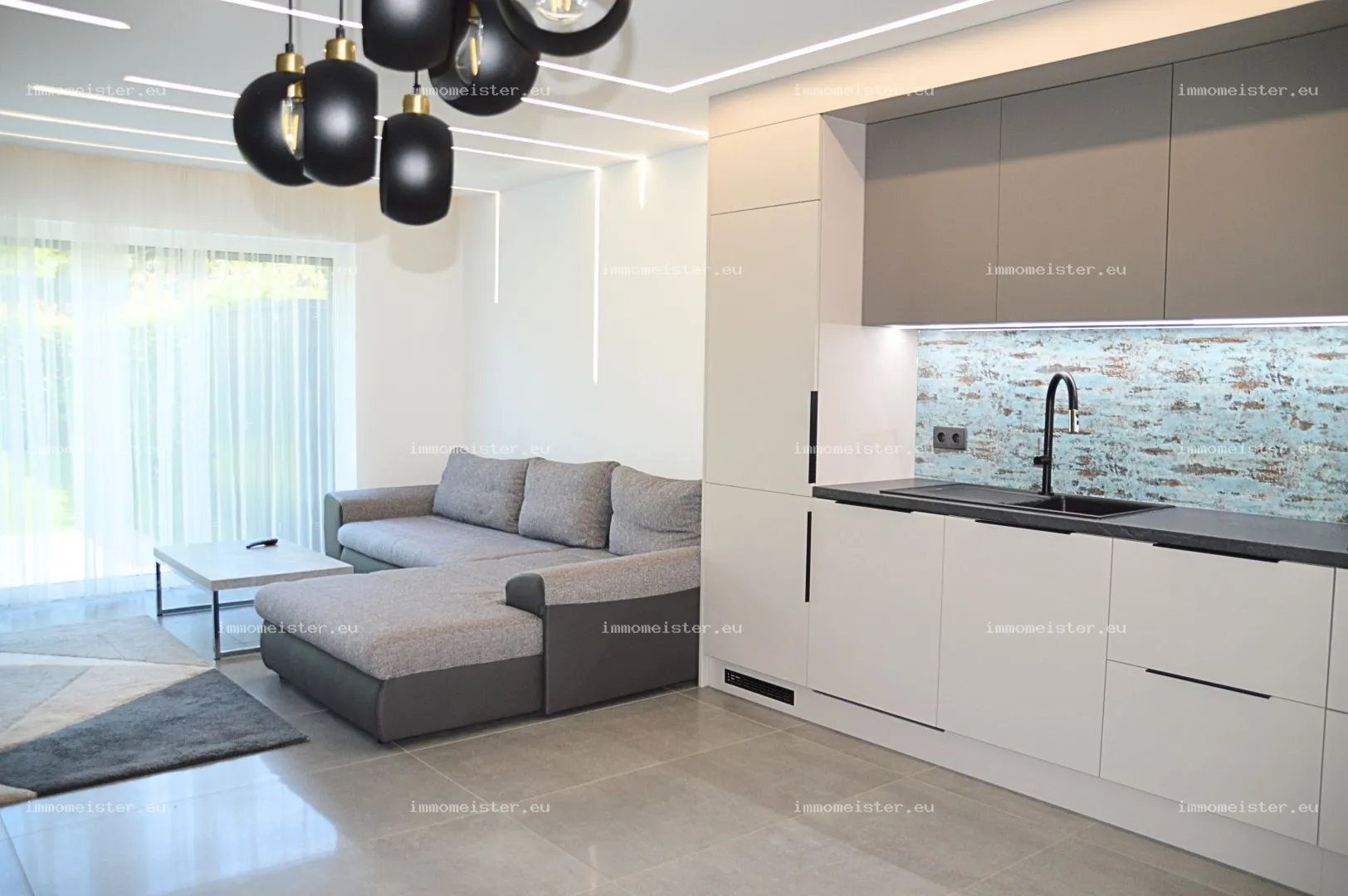 Kiadó 100 m2 ikerház, Győr