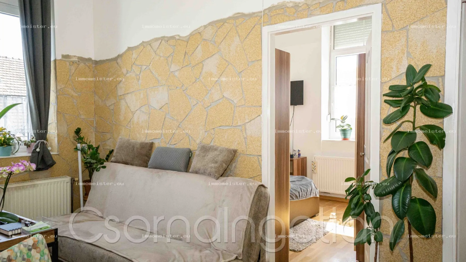 Fertőd - első emeleti, 3 szobás lakás eladó