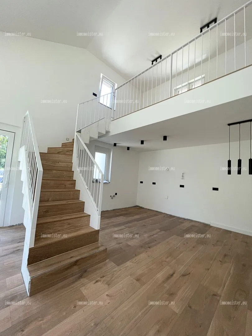 Eladó 120 m2 új építésű családi ház, Győrújbarát