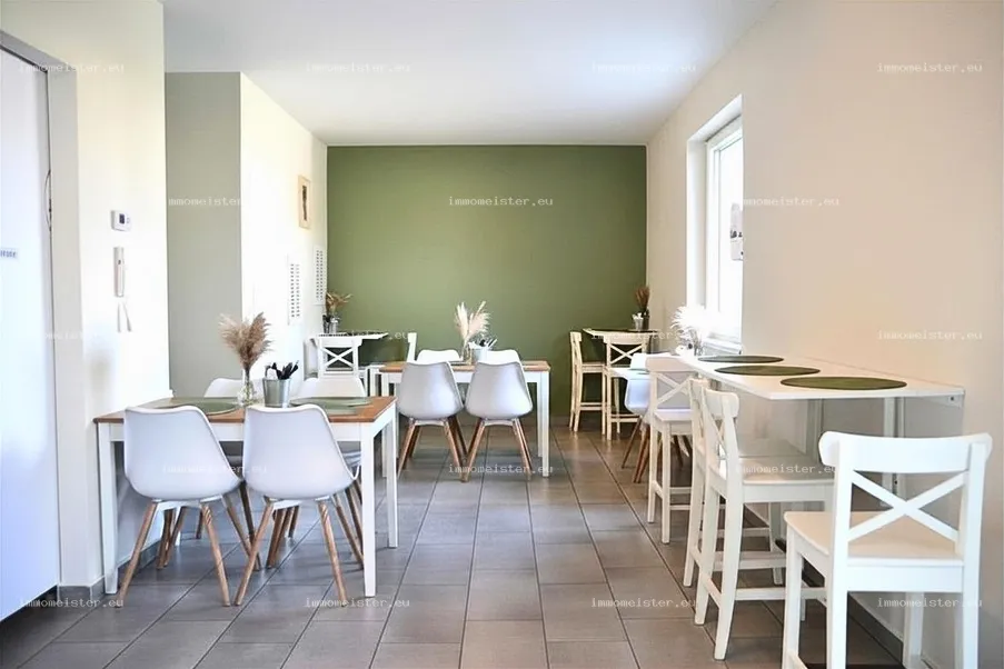 Kiadó 50 m2 üzlethelyiség, Győr