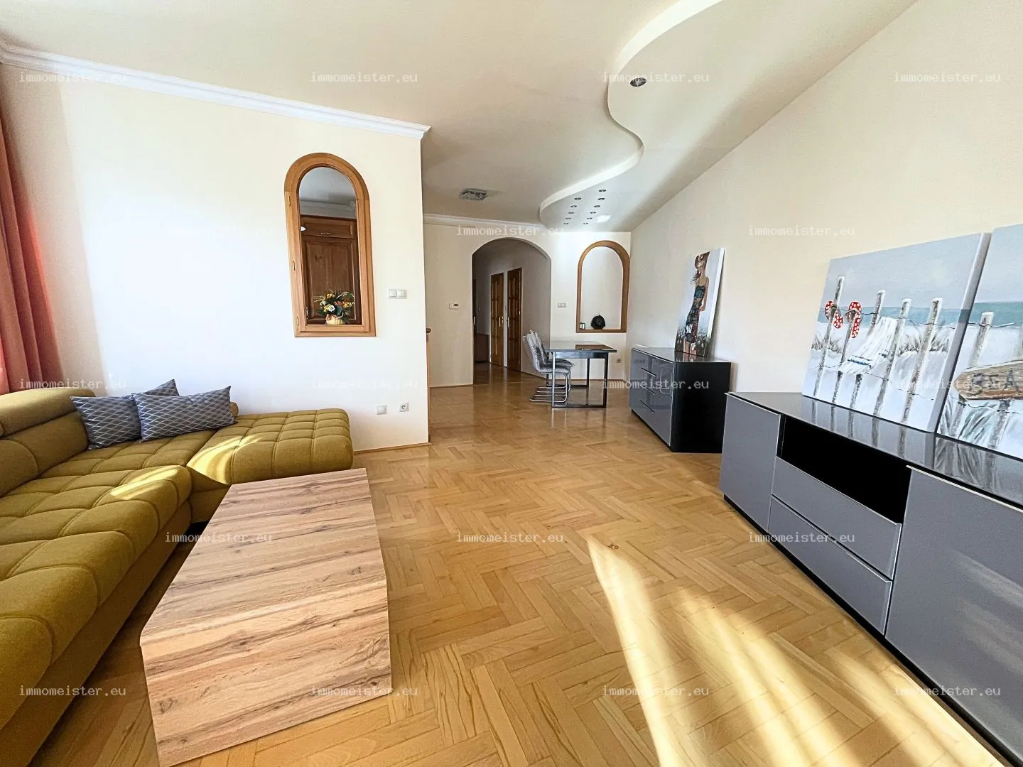 Kiadó 105 m2 tégla lakás, Győr