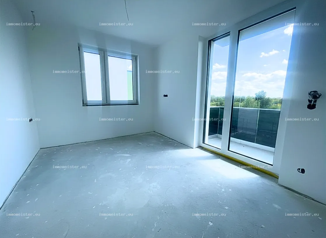 Eladó 105 m2 sorház, Győr
