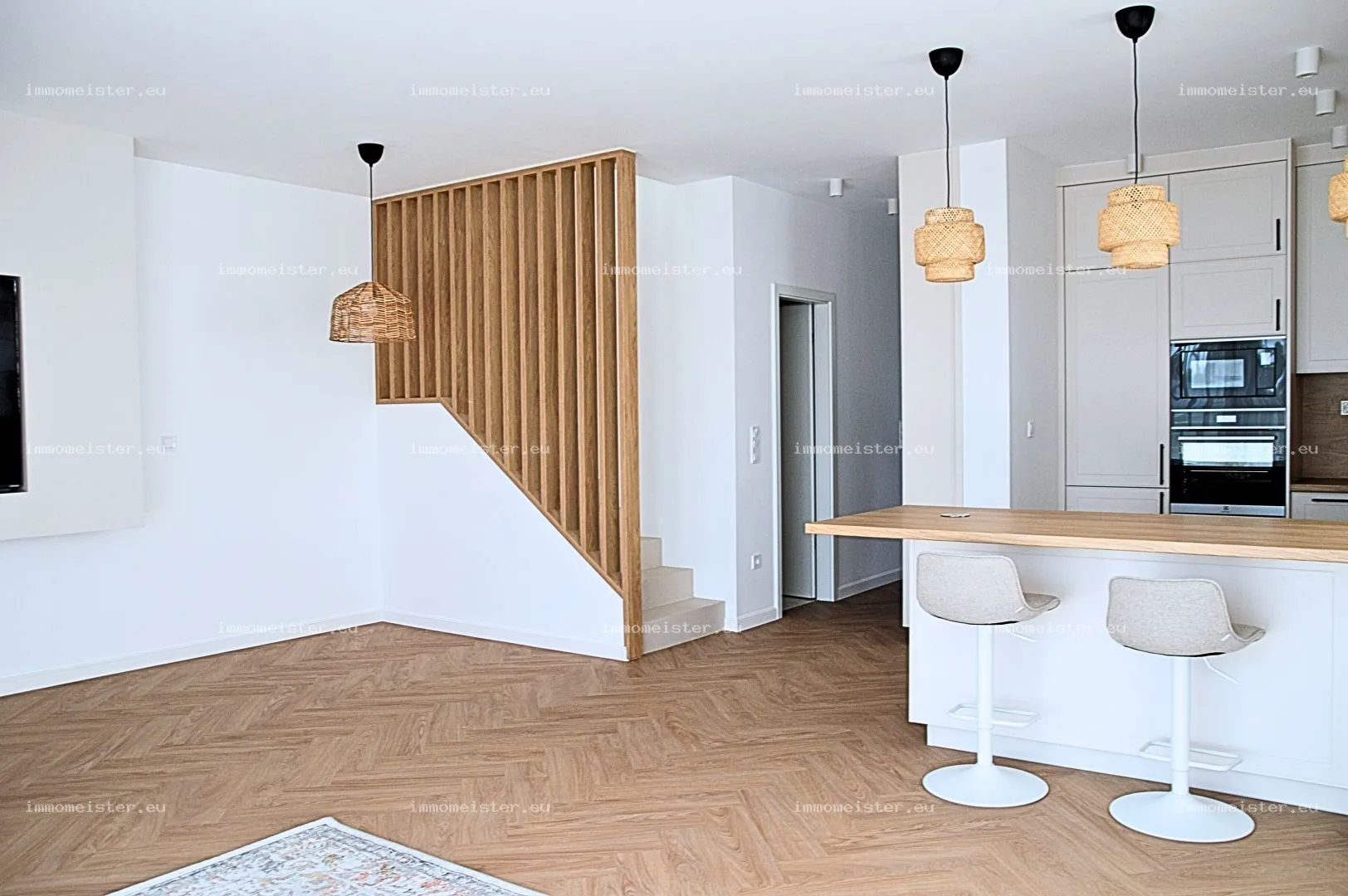 Eladó 130 m2 sorház, Győr