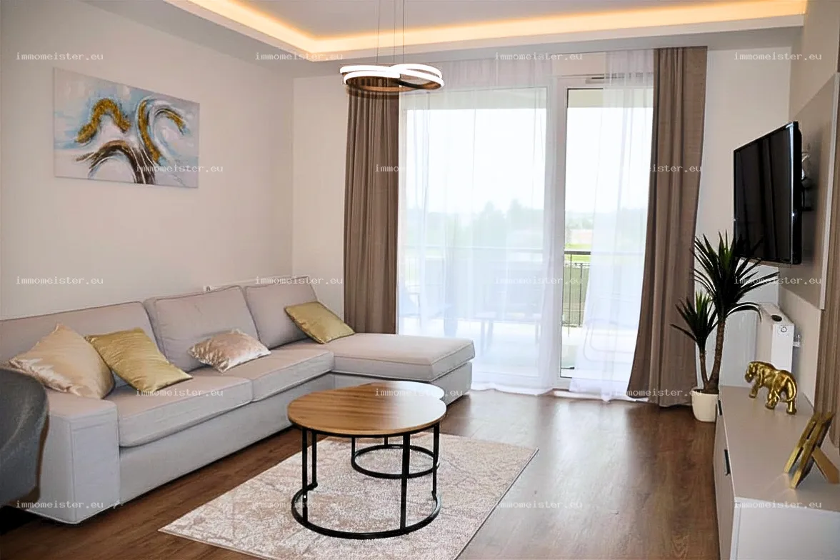 Kiadó 65 m2 tégla lakás, Győr