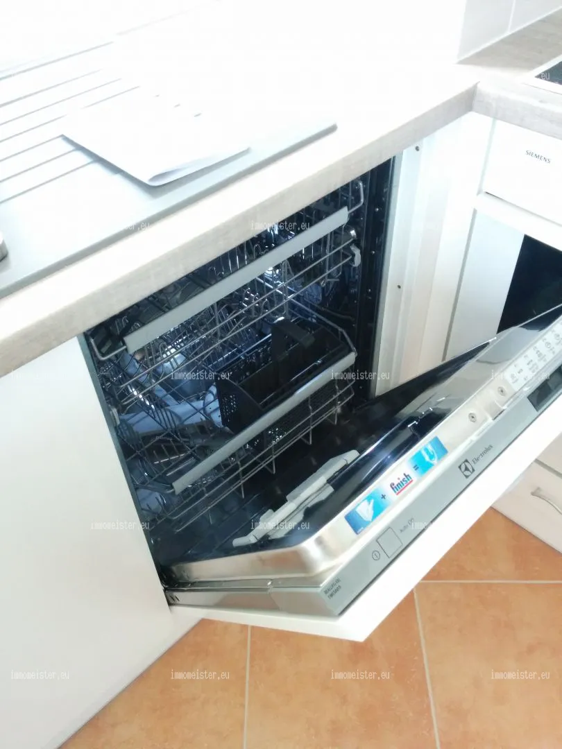 Kiadó 59 m2 tégla lakás, Győr
