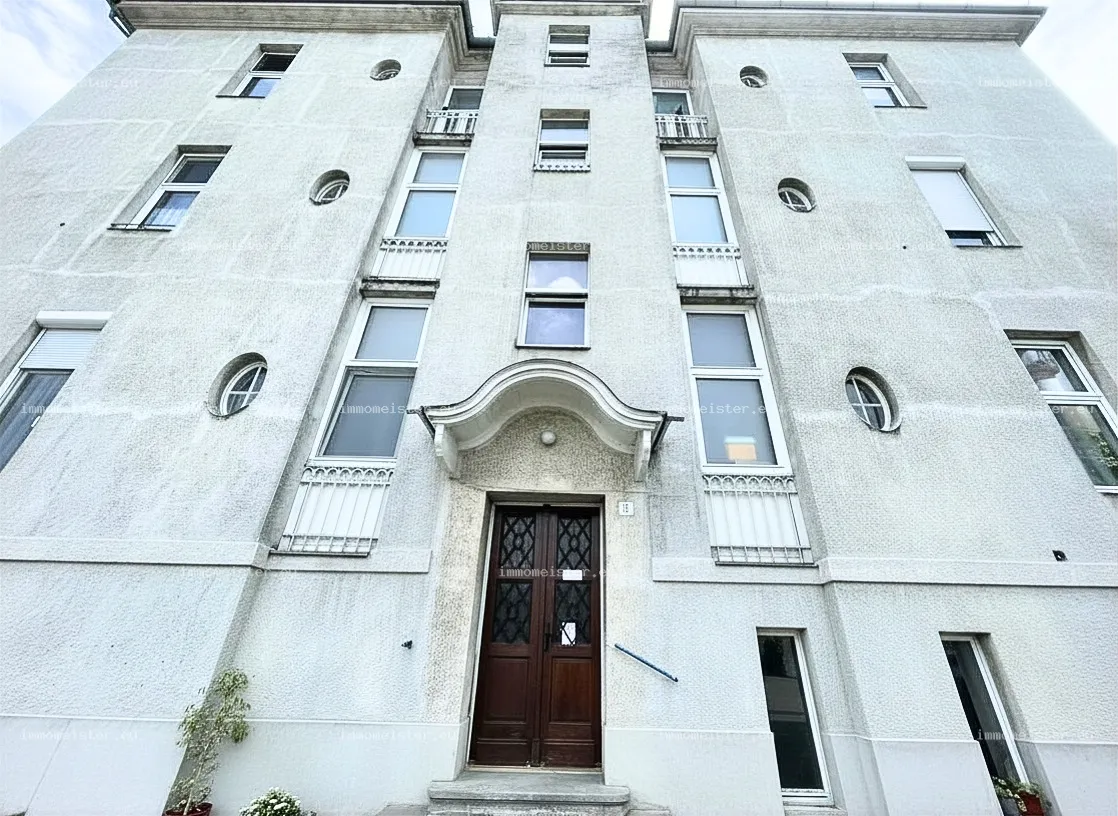 Eladó 98 m2 tégla lakás, Győr