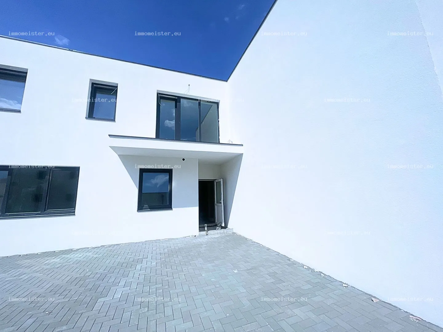 Eladó 54.99 m2 új építésű tégla lakás, Győr