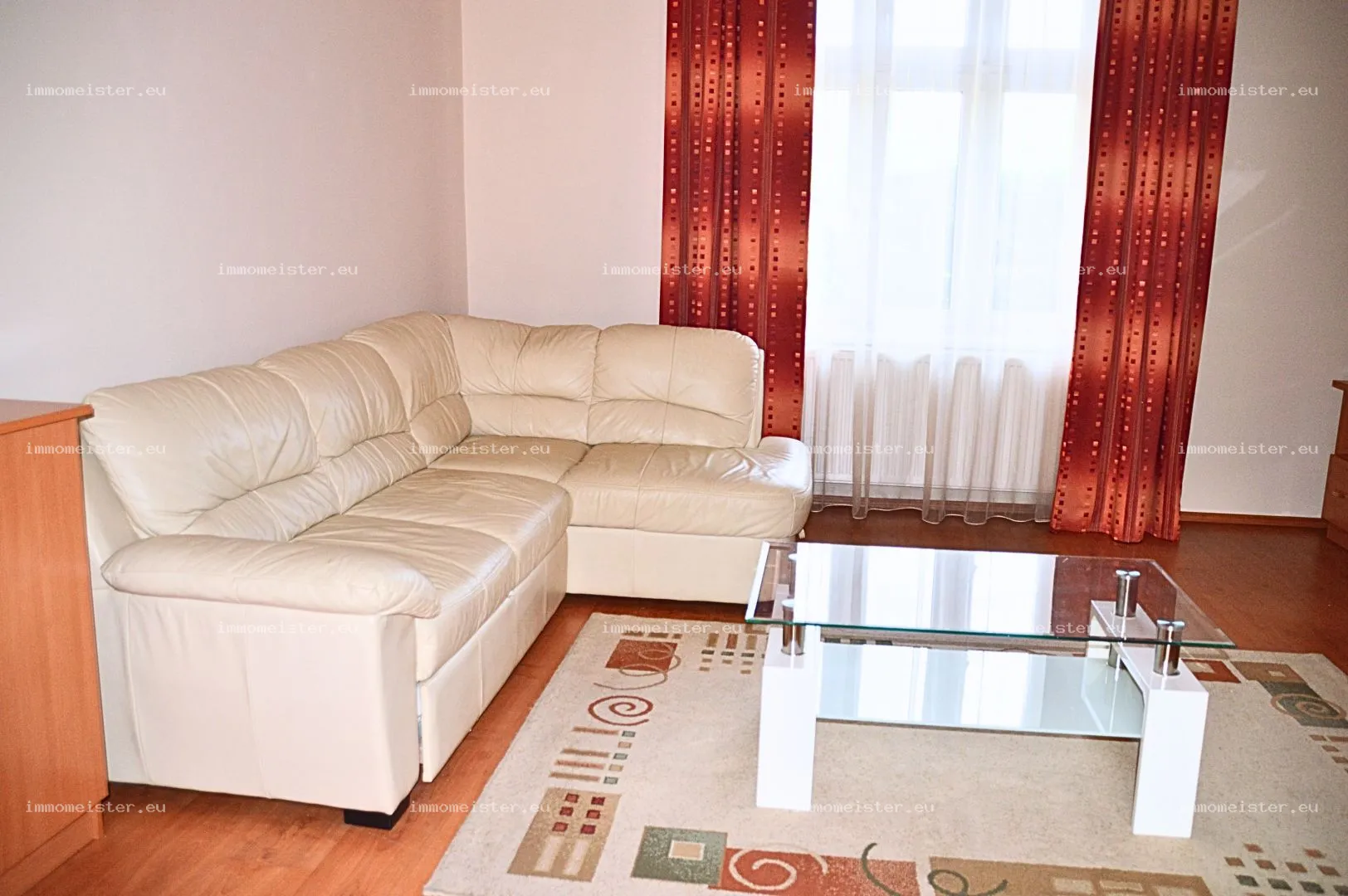 Kiadó 88 m2 tégla lakás, Győr