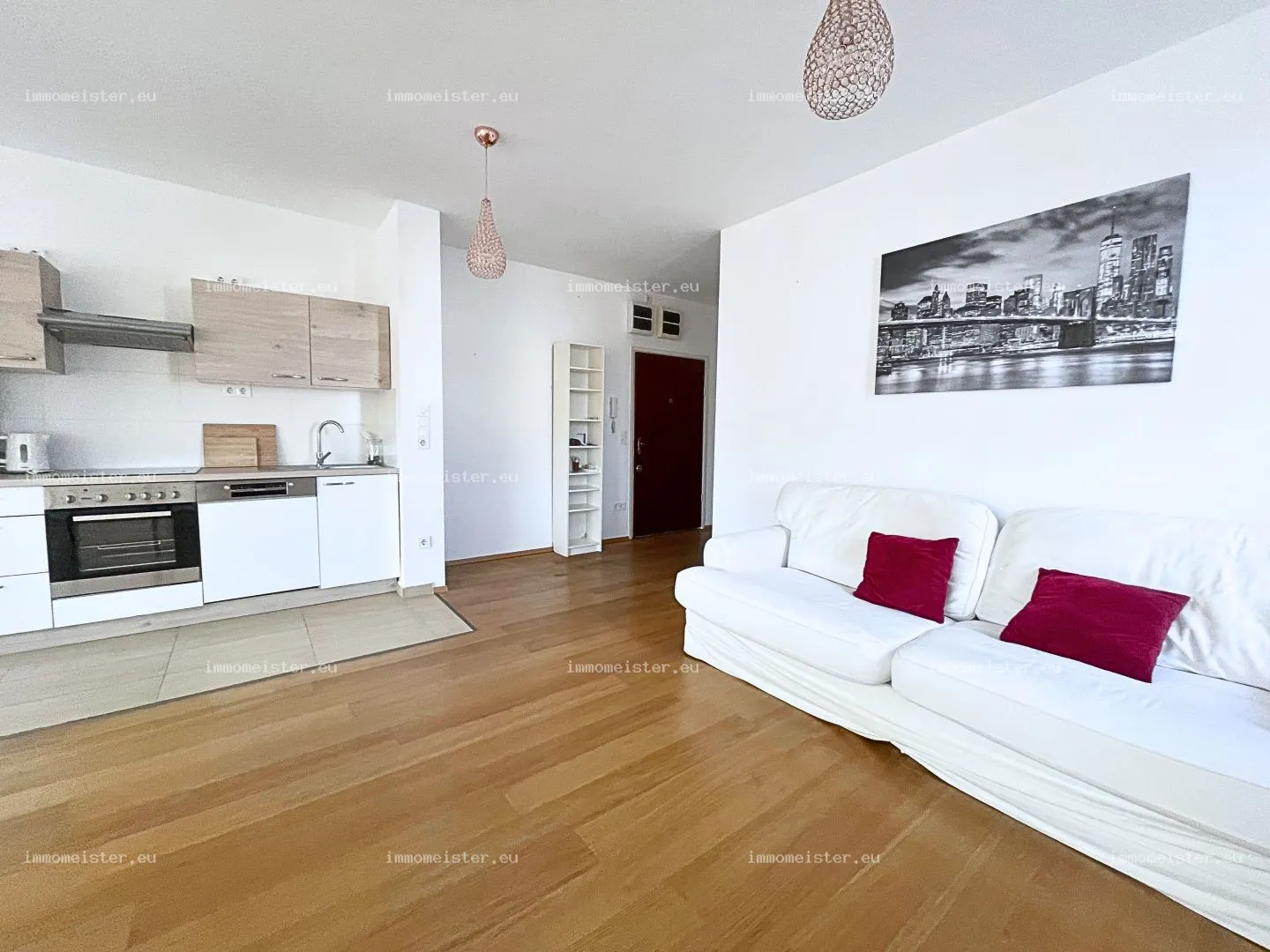 Kiadó 65 m2 tégla lakás, Győr