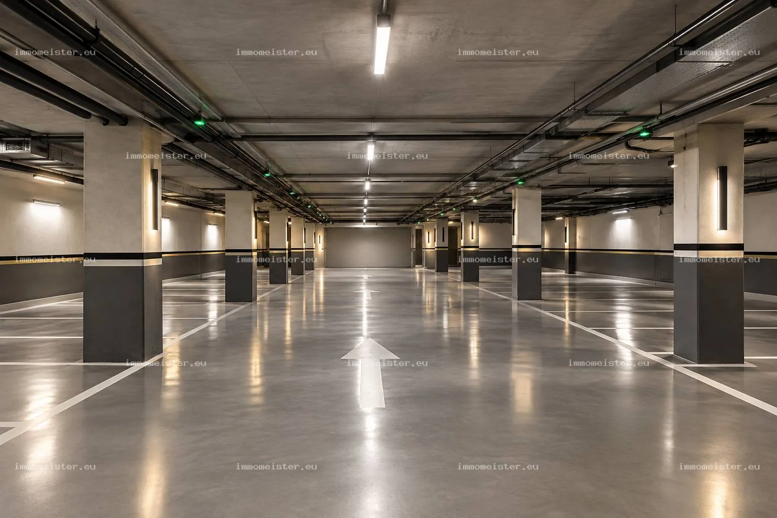 Kiadó 11 m2 teremgarázs, Győr