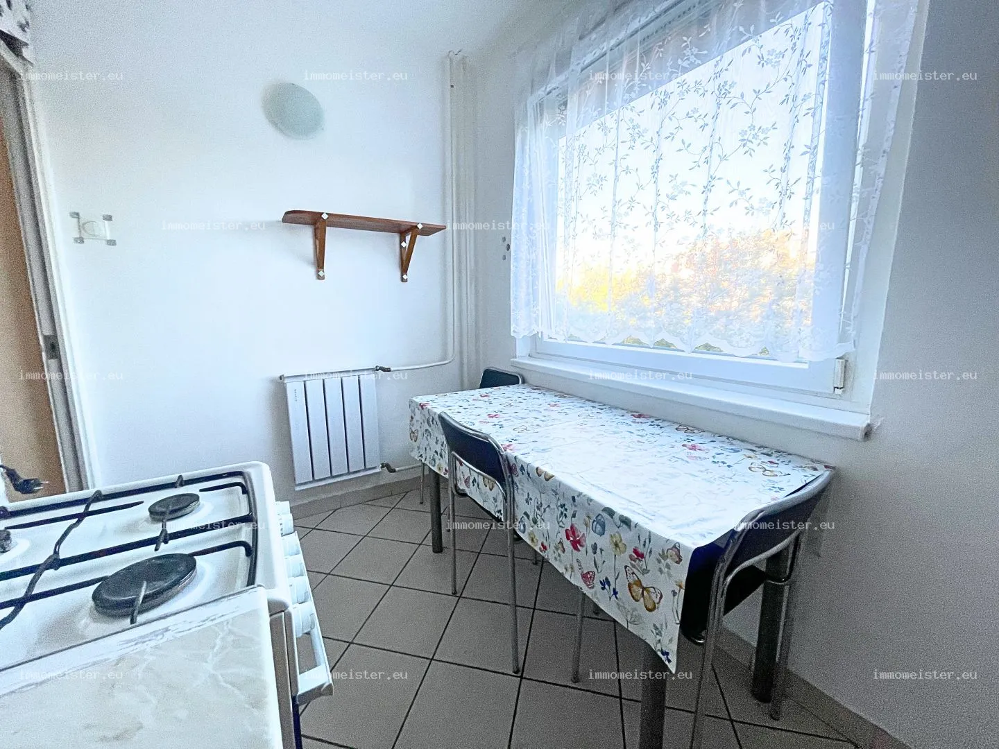 Kiadó 49 m2 tégla lakás, Győr